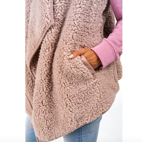 NWT Francesca's Harper Heritage Rose Pink Wubby Open Cardigan Vest - Picture 7 of 10